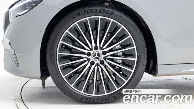 Mercedes-Benz E-Class (W214) E450 4MATIC Exclusive 2026 — фото 5