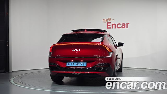 Kia EV6 Long Range GT Line 2022 — фото 4