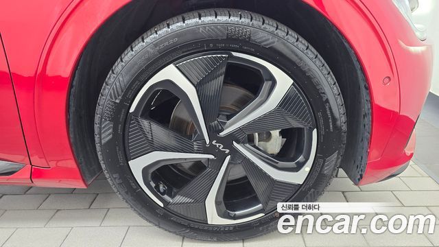 Kia EV6 Long Range GT Line 2022 — фото 21