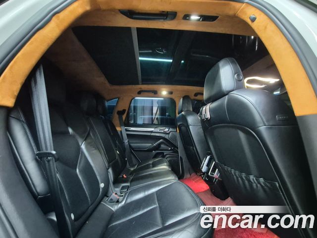 Porsche Cayenne 4.8 S 958 2012 — фото 16