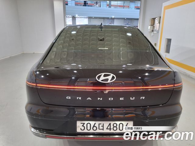 Hyundai Grandeur Hybrid (GN7) Calligraphy 2023 — фото 5