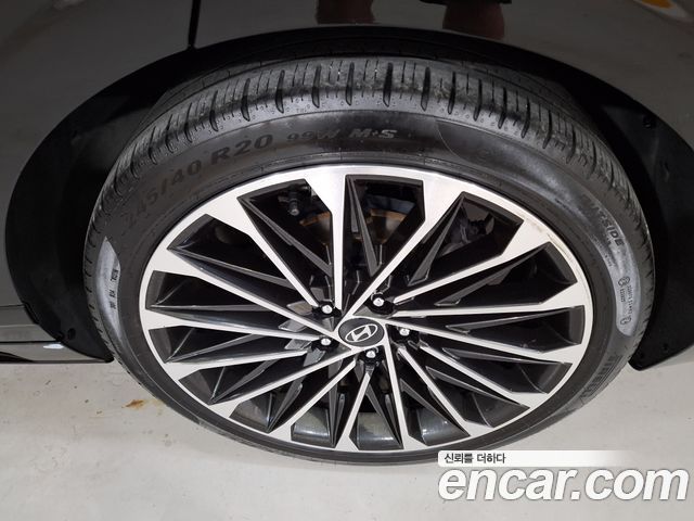 Hyundai Grandeur Hybrid (GN7) Calligraphy 2023 — фото 15