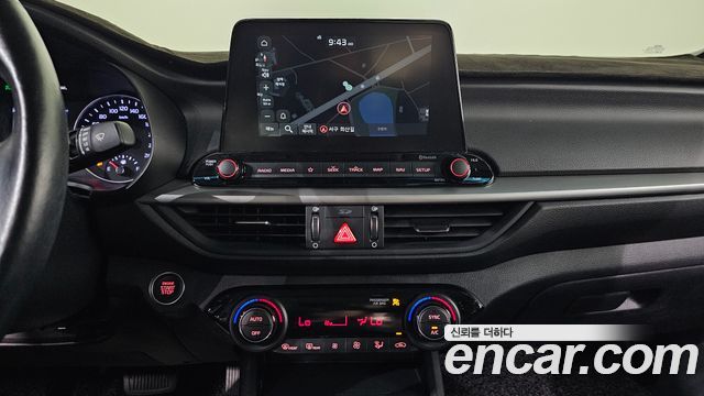 Kia K3 Luxury 2019 — фото 13