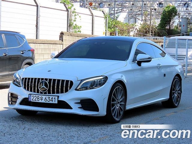 Mercedes-Benz C-Class (W205) C200 Coupe 2023 — фото 1