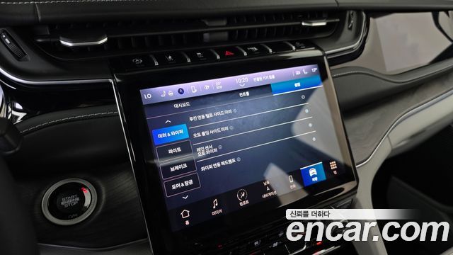 Jeep Grand Cherokee (WL) L 3.6 Overland 2022 — фото 16