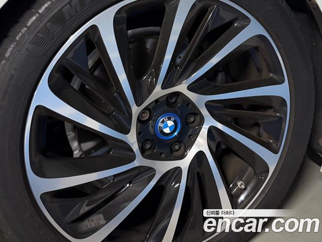 BMW i8 Coupe 2015 — фото 5