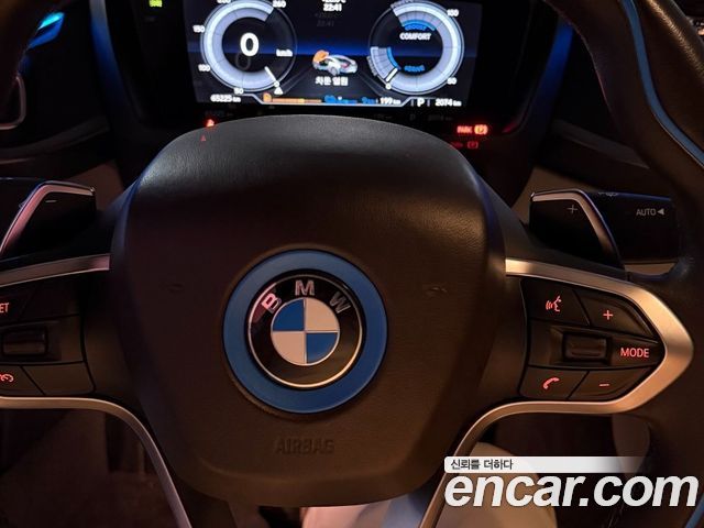 BMW i8 Coupe 2015 — фото 15