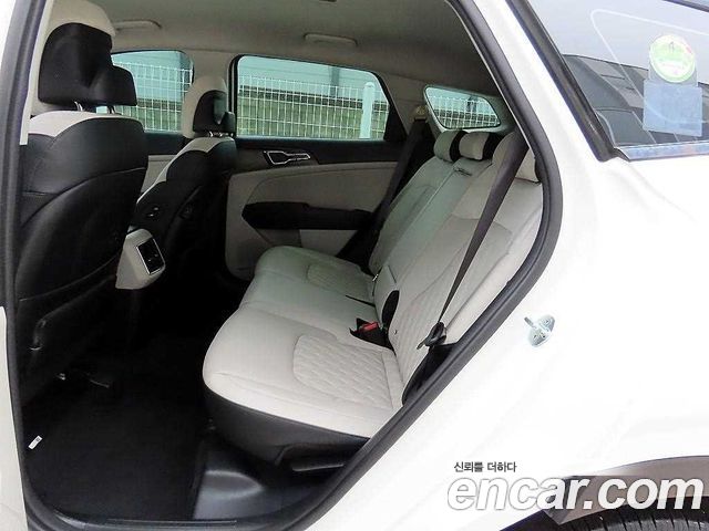Kia Sportage (V) Gasoline 1.6 Turbo 4WD Signature Gravity 2022 — фото 6