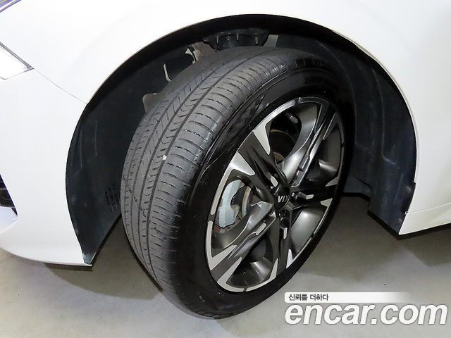 Kia K5 (III) 2.0 Noblesse 2021 — фото 24