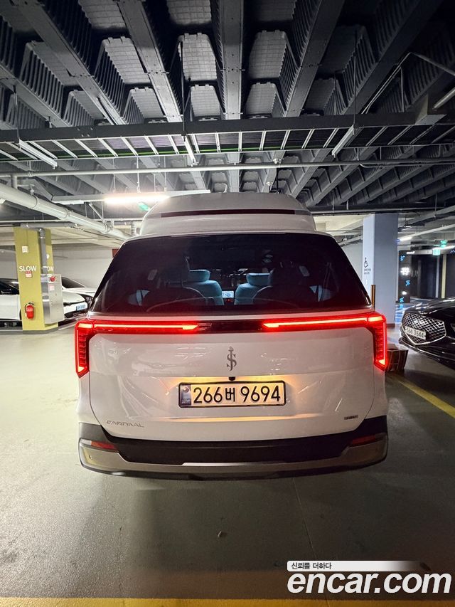 Kia Carnival (IV) HEV 9seater Nobless 2025 — фото 4