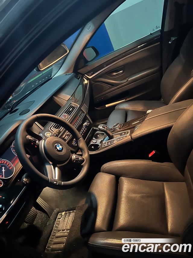 BMW 5 Series (F10) 528i xDrive Luxury Plus 2015 — фото 4