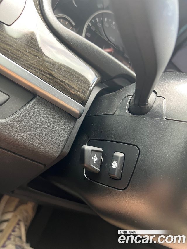 BMW 5 Series (F10) 528i xDrive Luxury Plus 2015 — фото 16