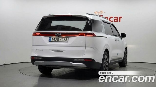 Kia Carnival (IV) Diesel 9-Seater Prestige 2023 — фото 4