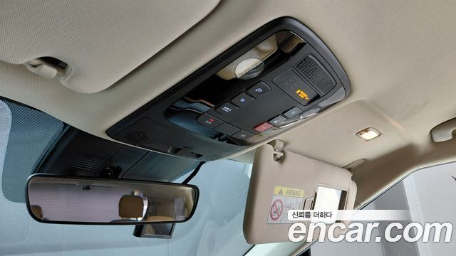 Kia Carnival (IV) Diesel 9-Seater Prestige 2023 — фото 11