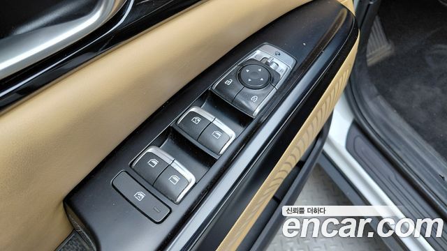 Kia Carnival (IV) Diesel 9-Seater Prestige 2023 — фото 12