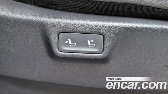 Kia Carnival (IV) Diesel 9-Seater Prestige 2023 — фото 18