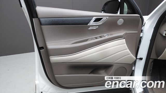 Genesis GV80 2.5T Gasoline AWD 2023 — фото 24