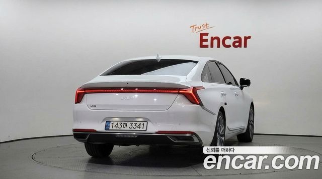 Kia K8 2.5 Gasoline 2WD Signature 2023 — фото 4