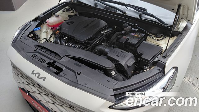 Kia K8 2.5 Gasoline 2WD Signature 2023 — фото 6