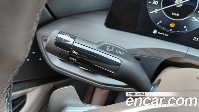 Kia K8 2.5 Gasoline 2WD Signature 2023 — фото 29
