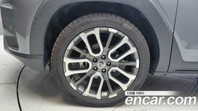KG Mobility (SsangYong) Torres Gasoline 1.5 4WD T7 2023 — фото 5