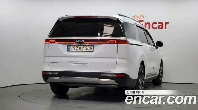 Kia Carnival (IV) Gasoline 9-Seater Noblesse 2023 — фото 4