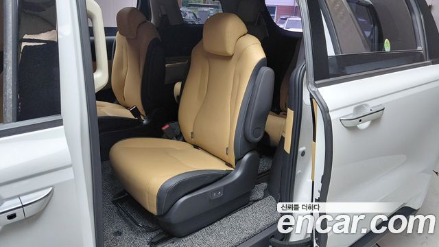Kia Carnival (IV) Gasoline 9-Seater Noblesse 2023 — фото 10