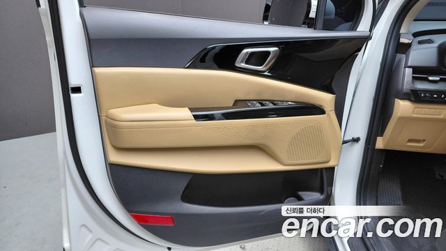 Kia Carnival (IV) Gasoline 9-Seater Noblesse 2023 — фото 24