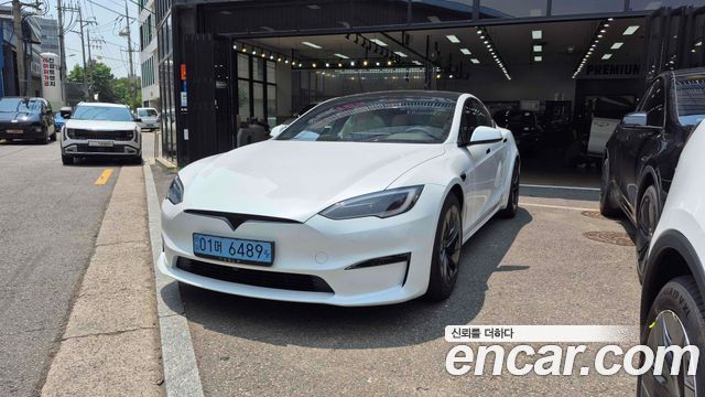 Tesla Model S AWD