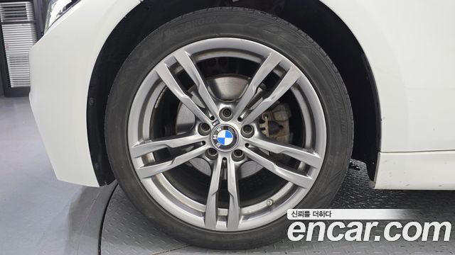 BMW 3 Series (F30) 320d M Sport 2017 — фото 5