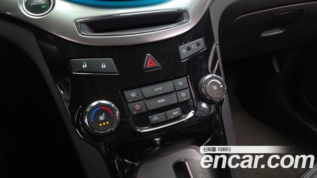 Chevrolet Orlando 2.0 Diesel LTZ Premium 2013 — фото 20