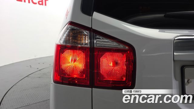 Chevrolet Orlando 2.0 Diesel LTZ Premium 2013 — фото 29