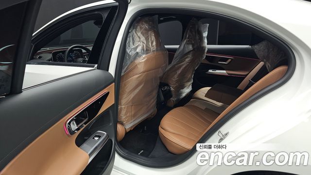 Mercedes-Benz E-Class (W214) E200 AMG Line 2026 — фото 12