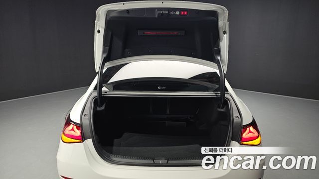 Mercedes-Benz E-Class (W214) E200 AMG Line 2026 — фото 20