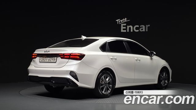 Kia K3 (II) 1.6 Prestige 2022 — фото 2