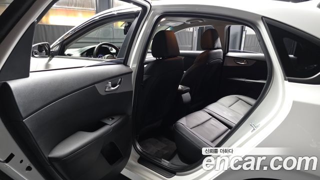 Kia K3 (II) 1.6 Prestige 2022 — фото 26