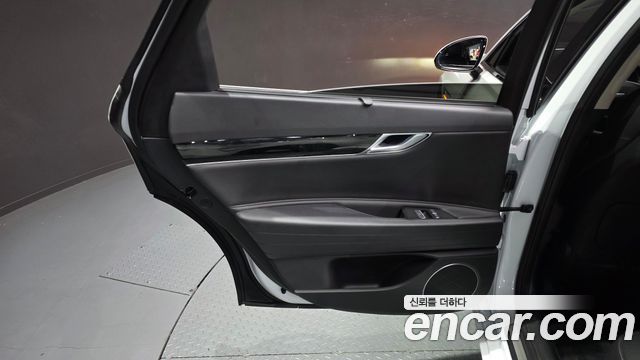 Genesis G80 (RG3) Gasoline 2.5 Turbo 2WD 2024 — фото 25