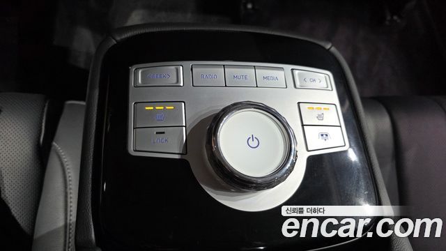 Genesis G80 (RG3) Gasoline 2.5 Turbo 2WD 2024 — фото 33