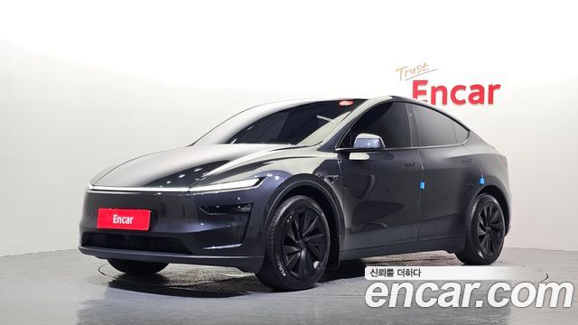 Tesla Model Y RWD