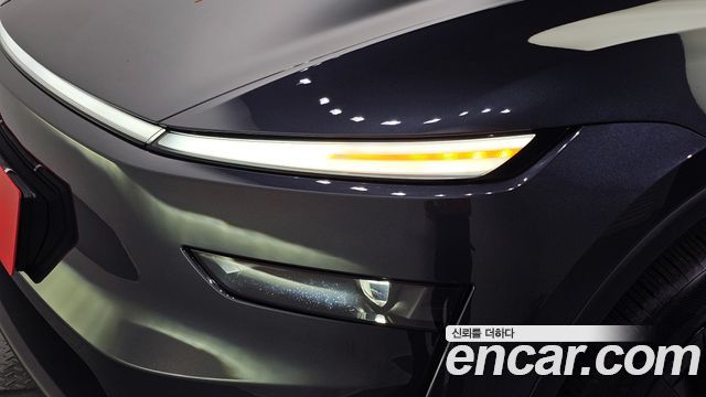 Tesla Model Y RWD 2025 — фото 22