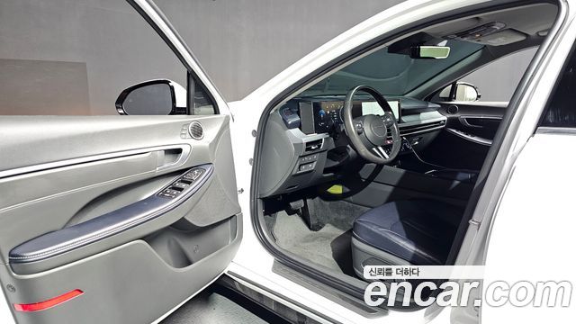 Hyundai Sonata The Edge (DN8) 1.6 Turbo Exclusive 2024 — фото 10