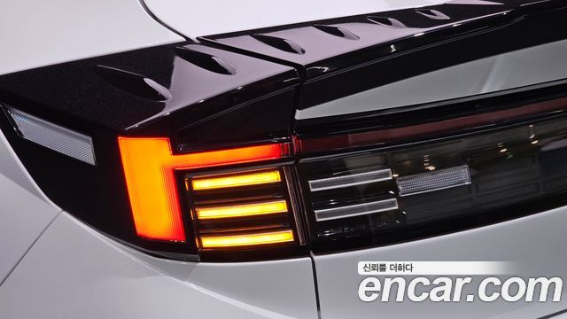 Hyundai Sonata The Edge (DN8) 1.6 Turbo Exclusive 2024 — фото 23