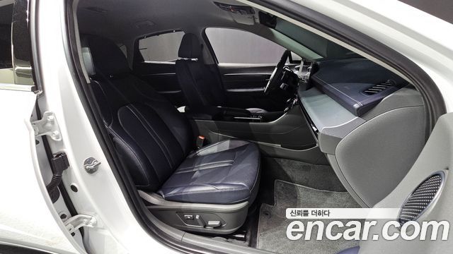 Hyundai Sonata The Edge (DN8) 1.6 Turbo Exclusive 2024 — фото 26