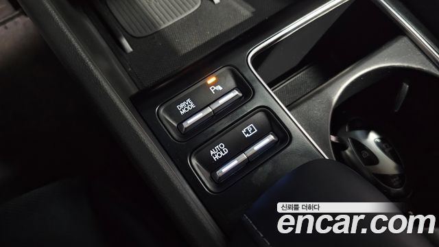 Hyundai Sonata The Edge (DN8) 1.6 Turbo Exclusive 2024 — фото 31