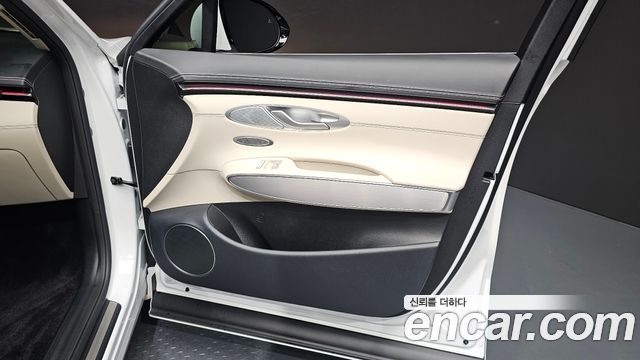 Genesis GV70 2.5T Gasoline 2WD 2025 — фото 24