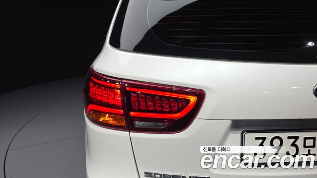 Kia Sorento Diesel 2.0 2WD Prestige 2020 — фото 23