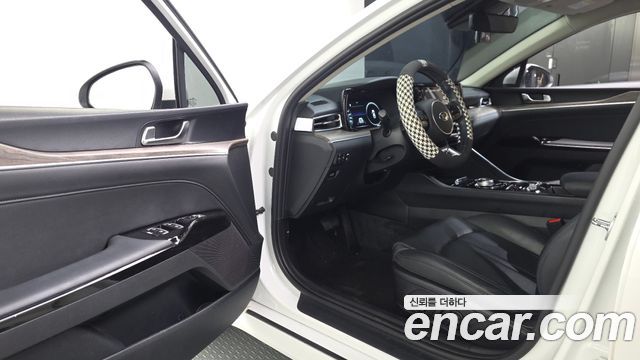 Kia K5 (III) 2.0 LPI Noblesse 2021 — фото 10