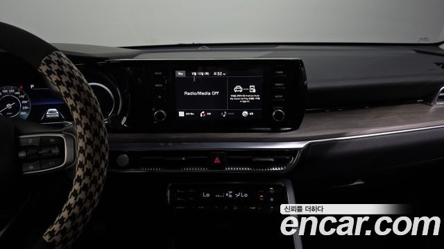 Kia K5 (III) 2.0 LPI Noblesse 2021 — фото 18