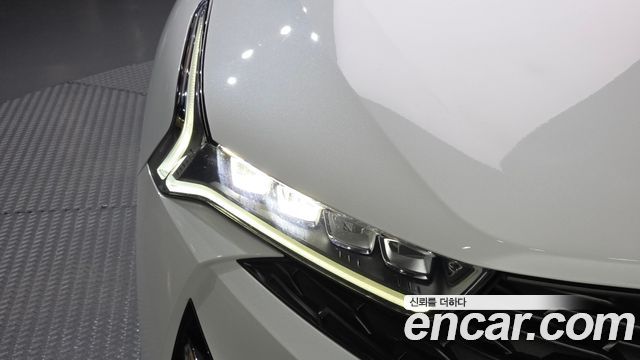 Kia K5 (III) 2.0 LPI Noblesse 2021 — фото 28