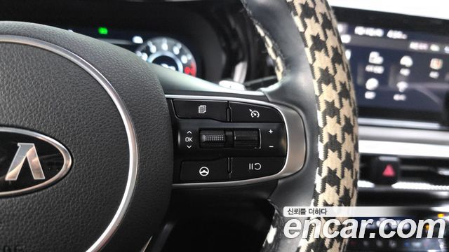 Kia K5 (III) 2.0 LPI Noblesse 2021 — фото 36